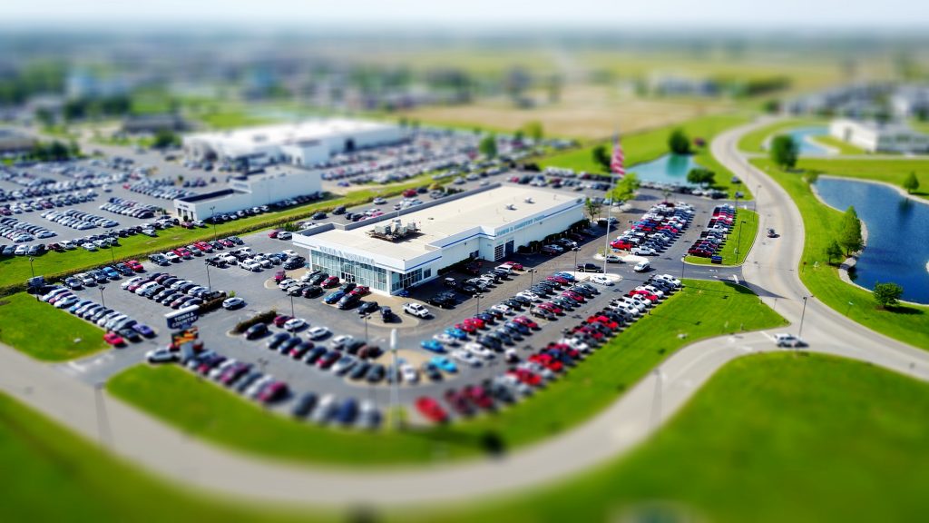 Photo by David McBee from Pexels: https://www.pexels.com/photo/aerial-photo-of-building-395537/

Menangani Tantangan Parkir melalui IoT dalam Smart Parking