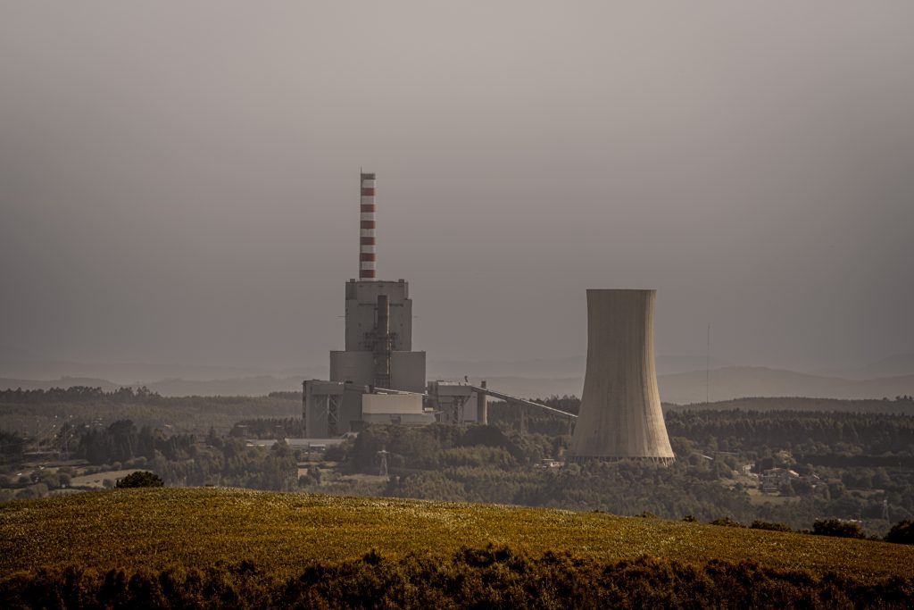 Photo by Tanhauser Vázquez R.: https://www.pexels.com/photo/coal-powered-power-station-13385061/

Mengenal Smart Factory dan Jaringan Industri