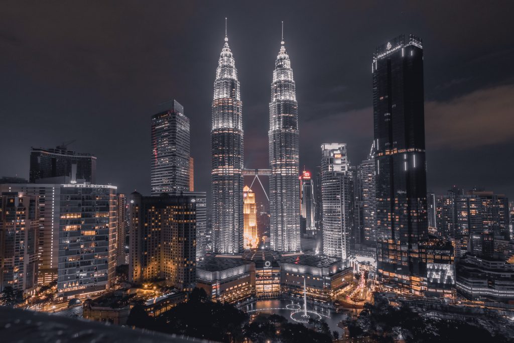 Photo by Umar Mukhtar: https://www.pexels.com/photo/scenic-view-of-city-during-evening-1538177/

Humidity Sensors: Assessing Air Humidity Levels