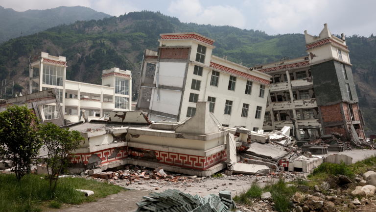 Seismic Sensors: Teknologi Inovatif untuk Deteksi Gempa Bumi Canva